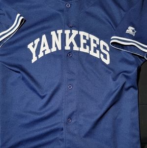 Vintage Starter Yankees Jersey with Sewn Sleeve and sewn Twill lettering. 90s